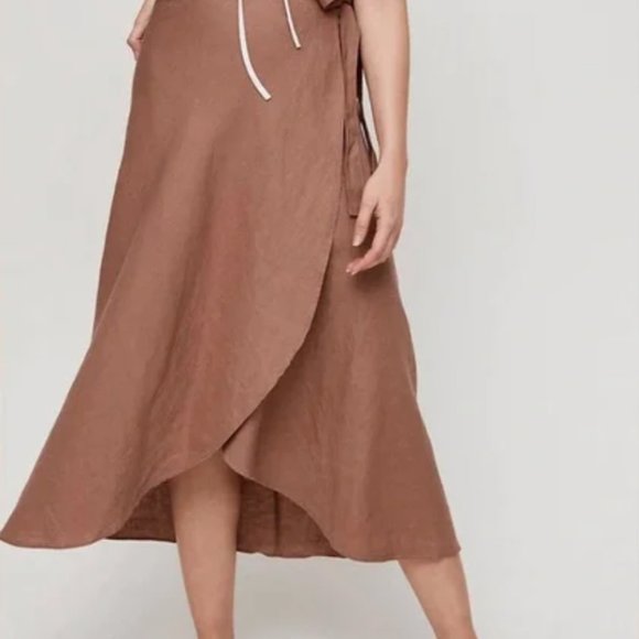 Aritzia - Wilfred - Linen Blouse and Skirt Set - Nutmeg - Size XS - Picture 3 of 10